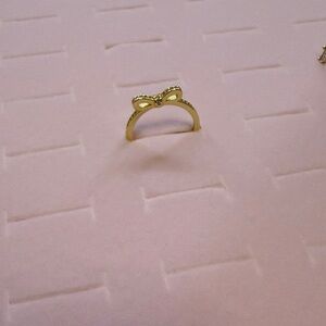 NWOT Gold Bow Ring